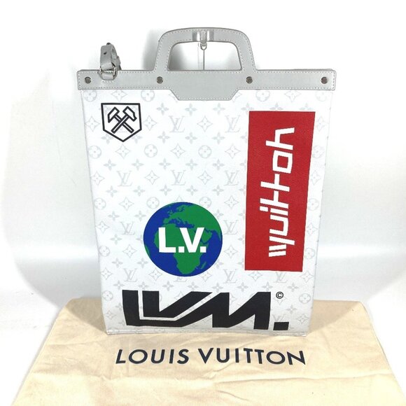 LOUIS VUITTON White Monogram Shoulder Bag - Picture 12 of 16